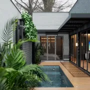 (412) CASA em L PEQUENA E MODERNA 3 QUARTOS E ÁREA DE LAZER Terreno 7x30 P02