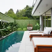 SOBRADO PEQUENO E MODERNO __ 4 QUARTOS __ PLANTA BAIXA - TERRENO 10X25m (3)
